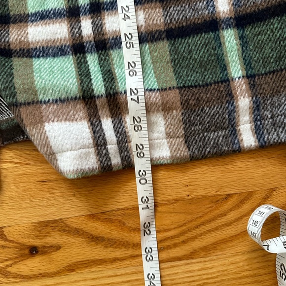 Flannel long sleeves shirt 2x. - Picture 7 of 9